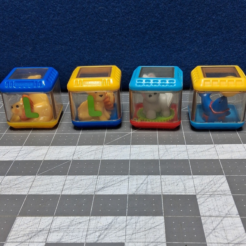 Fisher Price Peek a Boo‎ Sensory Blocks Multi Color Circus Animal Lot of 4